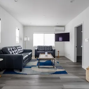 Villa Bungalow W Free Parking 4 Min From Sofi, 8min From Airport, Los Angeles
